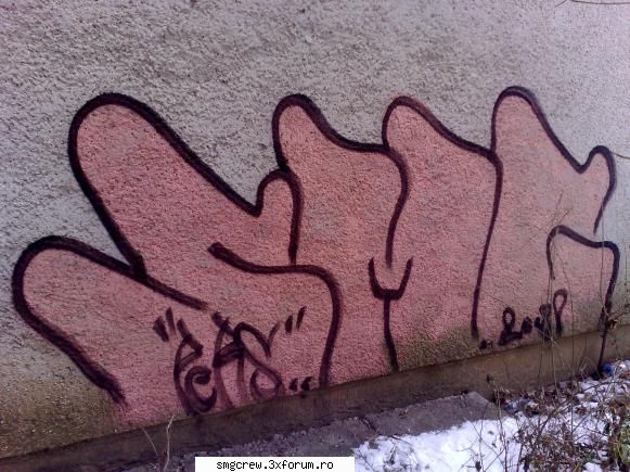 poze graffuri smg..primu 2008,un mic bomb cam nasol umplut,dar lumina vina..